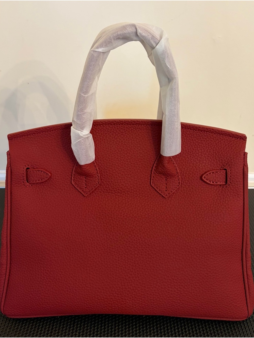 Classic Dark Red Leather Structured Top-Handle Hand Bag - Picture 4 of 9